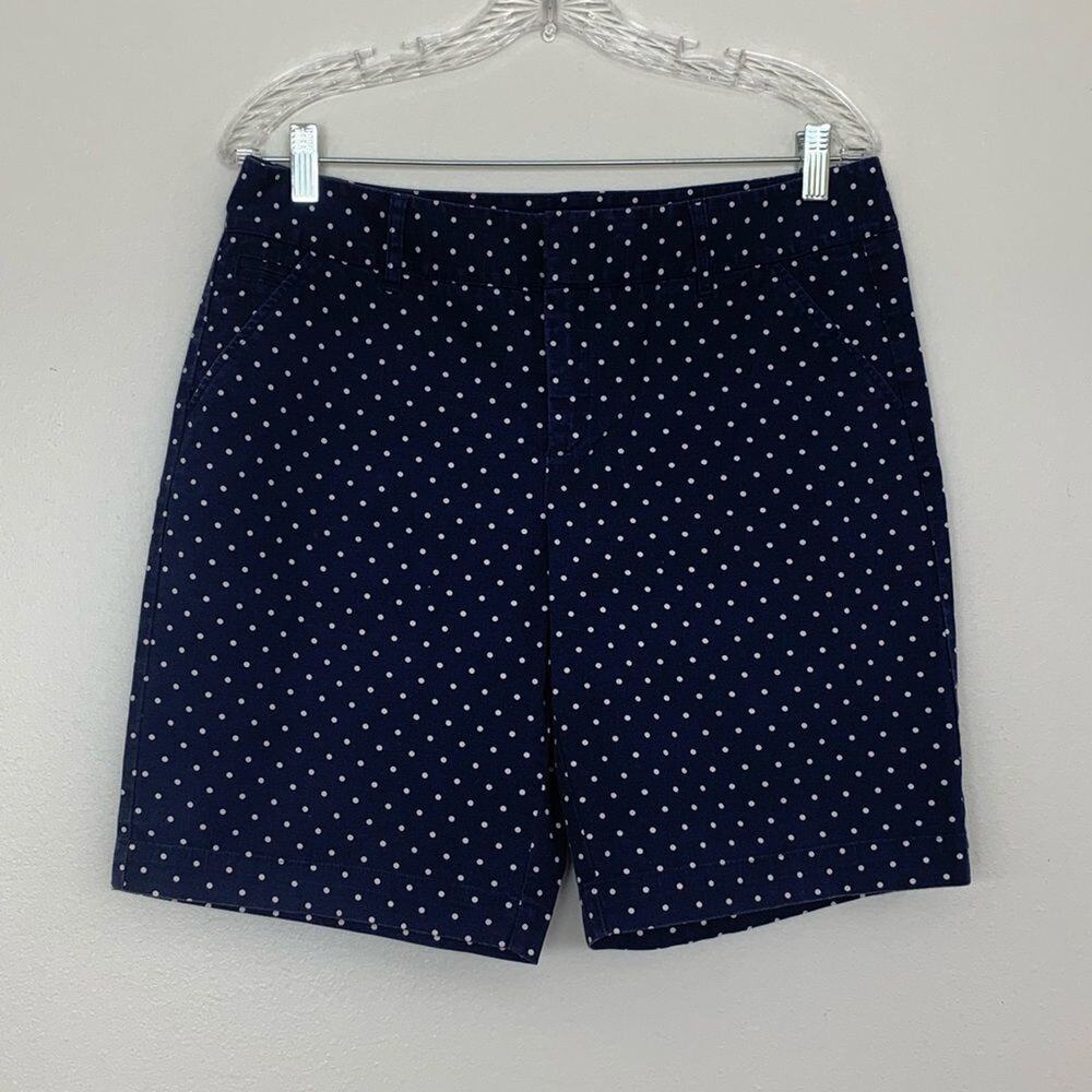 4/$20 Women’s blue and white polka dot shorts